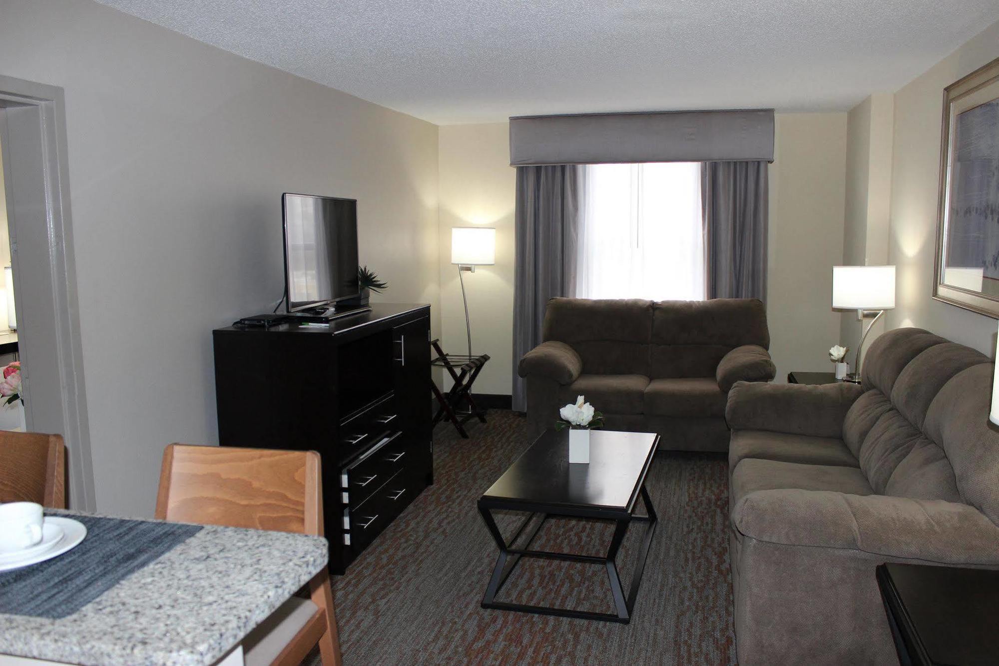 Holiday Inn Hotel Atlanta-Northlake, A Full Service Hotel Tucker Esterno foto